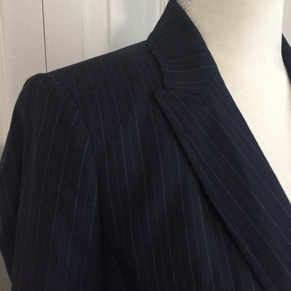J. Crew Navy Pinstripe Blazer Size 2 - Picture 3 of 8